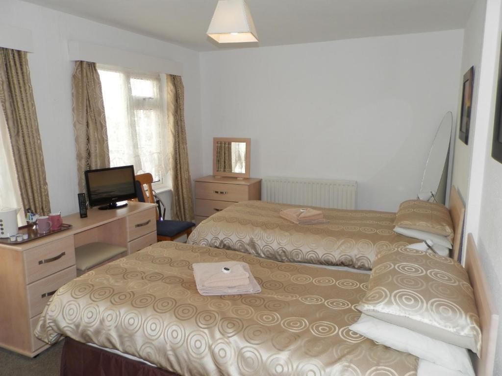Wayside Cheer Hotel Castel Room photo